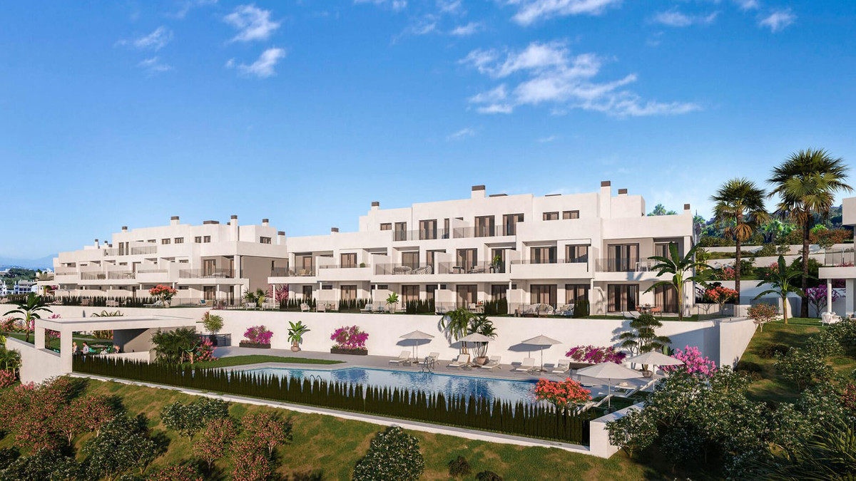 2 Bed Middle Floor Apartment in Sotogrande i Sotogrande — Leilighet